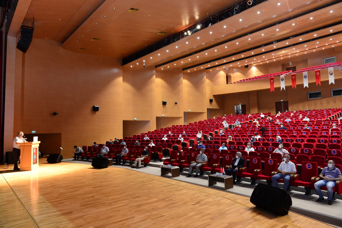 KSÜ’de ‘Hain FETÖ’nün Darbe Girişimi ve Milli Birliğimizin Zaferi’ Konulu Konferans Programı Gerçekleştirildi