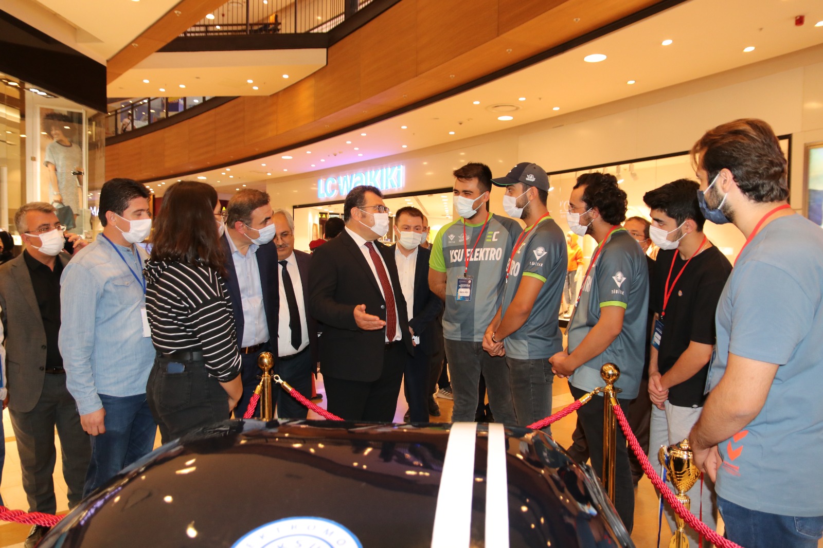 TÜBİTAK Başkanı Prof. Dr. Hasan Mandal, KSÜ Elektromobil Takımına Başarılar Diledi