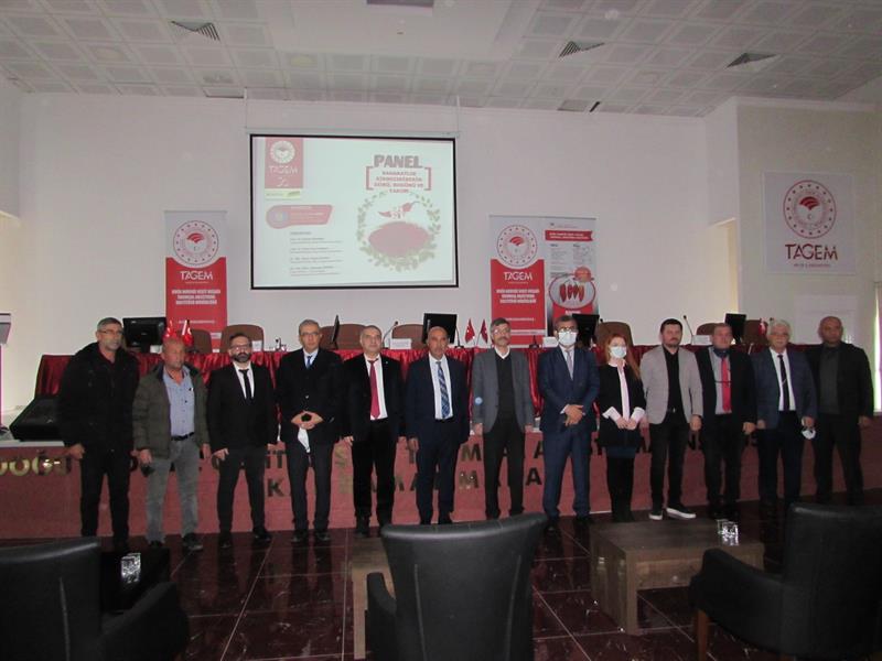 ‘Baharatlık Kırmızı Biberin Dünü, Bugünü ve Yarını’ Düzenlenen Panelde Masaya Yatırıldı