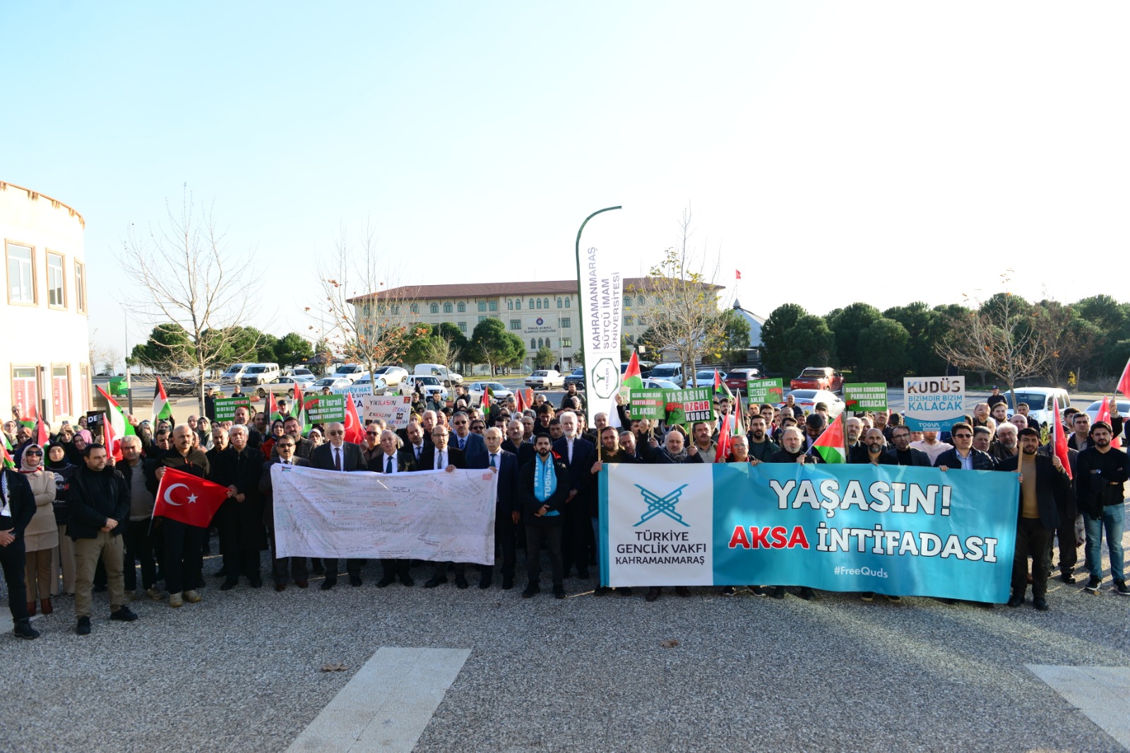 KSÜ’den “Gazze’ye Selam” Yürüyüşü