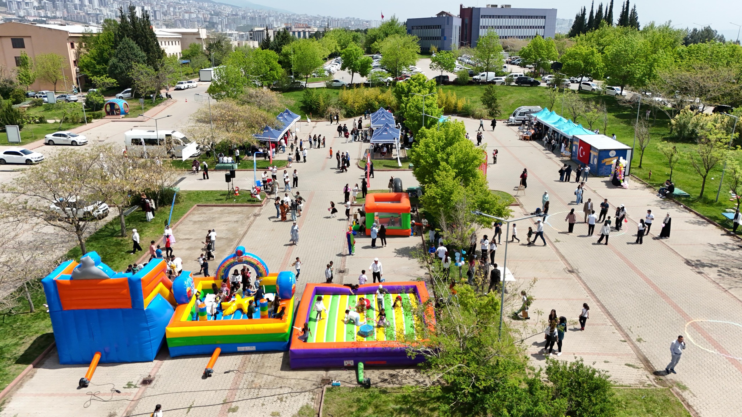 KSÜ'de Minik Misafirlerle 23 Nisan Coşkusu