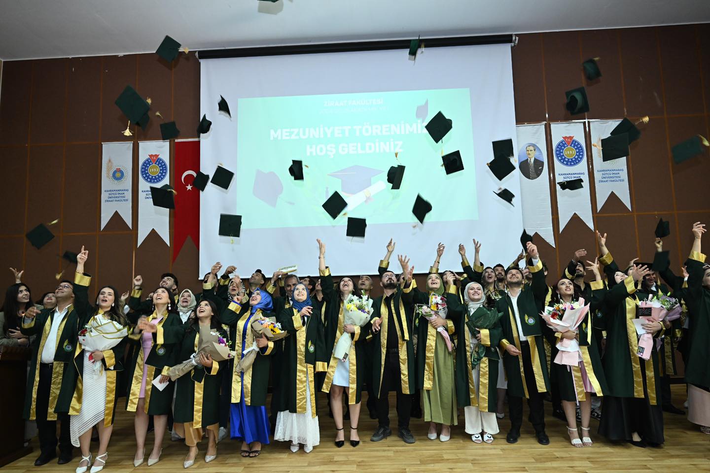 Ziraat Fakültesinde Mezuniyet Heyecanı