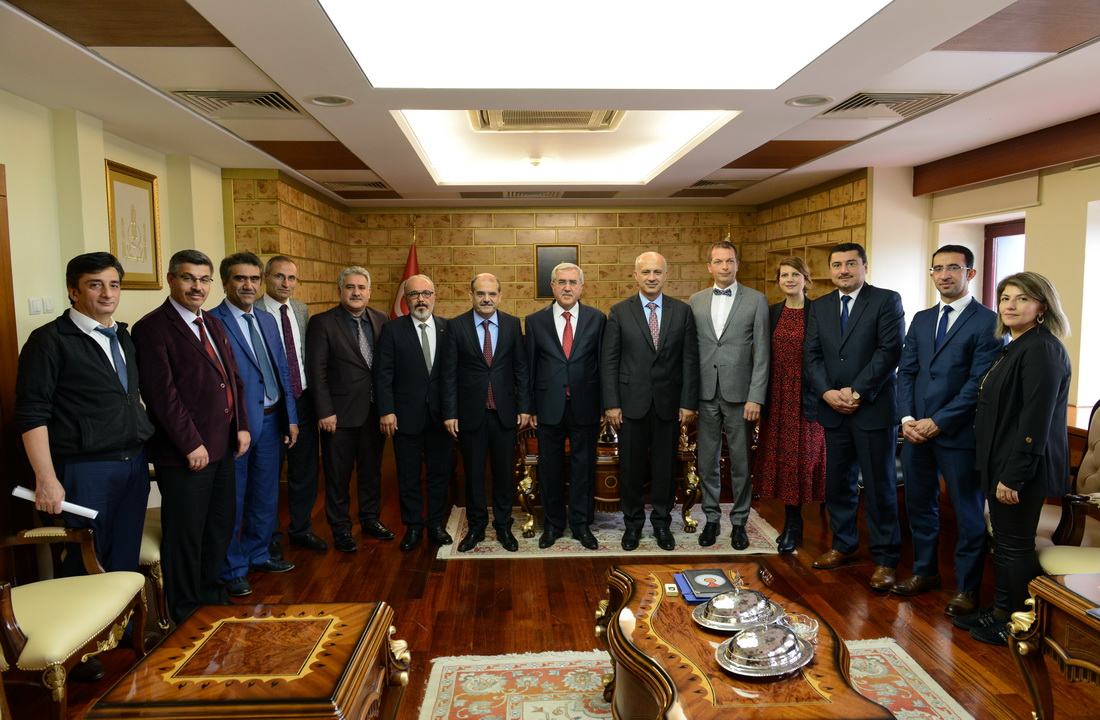 SPARK Mezuniyet ve Burslandırma Töreni Üniversitemiz Ev Sahipliğinde Gerçekleştirildi